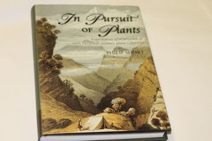 IN PURSUIT OF PLANTS BY PHILIP SHORT